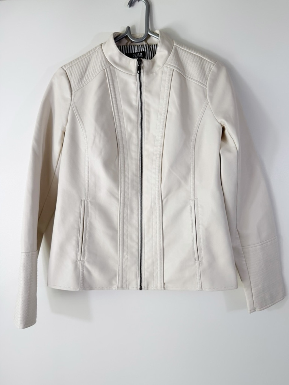 a.n.a Cream Faux Leather Moto Style Jacket Size XS